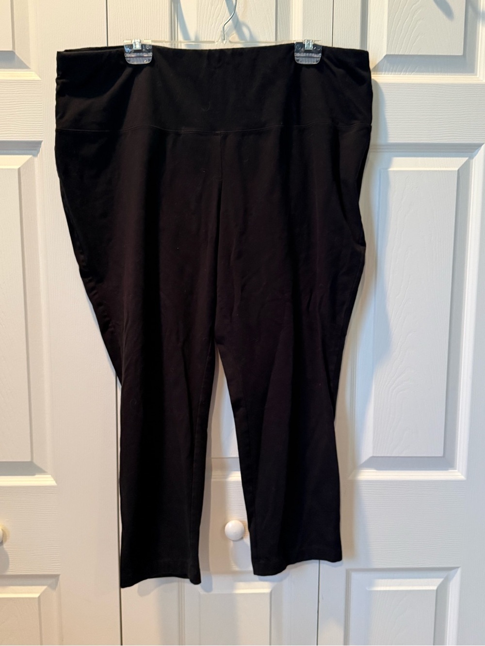 # Chico's XXL Black High-Rise Cropped Yoga-style Knit Pants